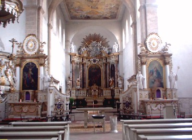 Blick zum Hochaltar in der Klosterkirche Huysburg